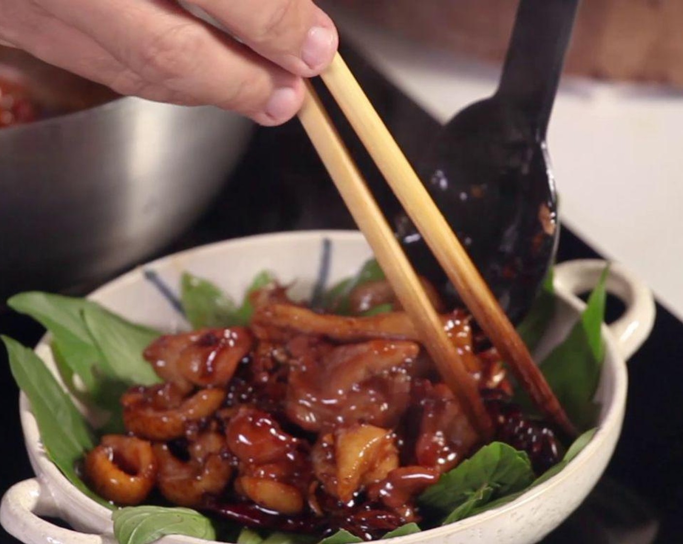 step 4 Prepare a bedding of Fresh Basil (1 cup) and serve the duck on the plate.