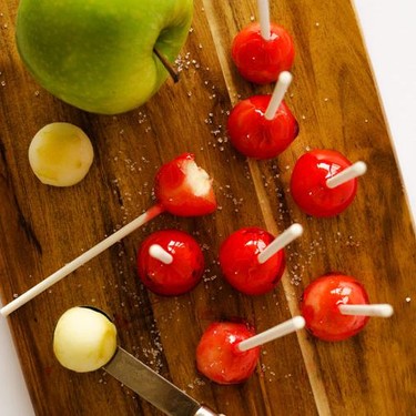 Candy Apple Lollipops Recipe | SideChef