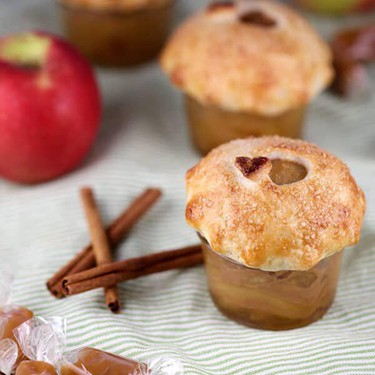 Mini Salted Caramel Apple Pie Jars Recipe | SideChef