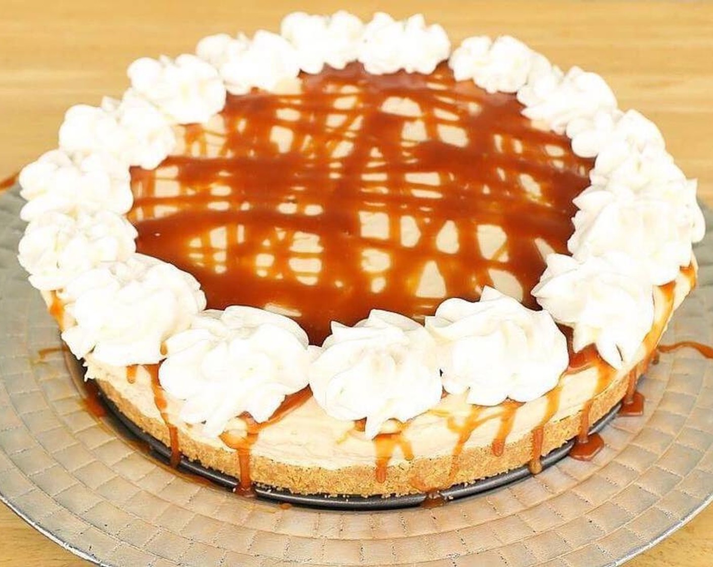 No Bake Salted Caramel Cheesecake