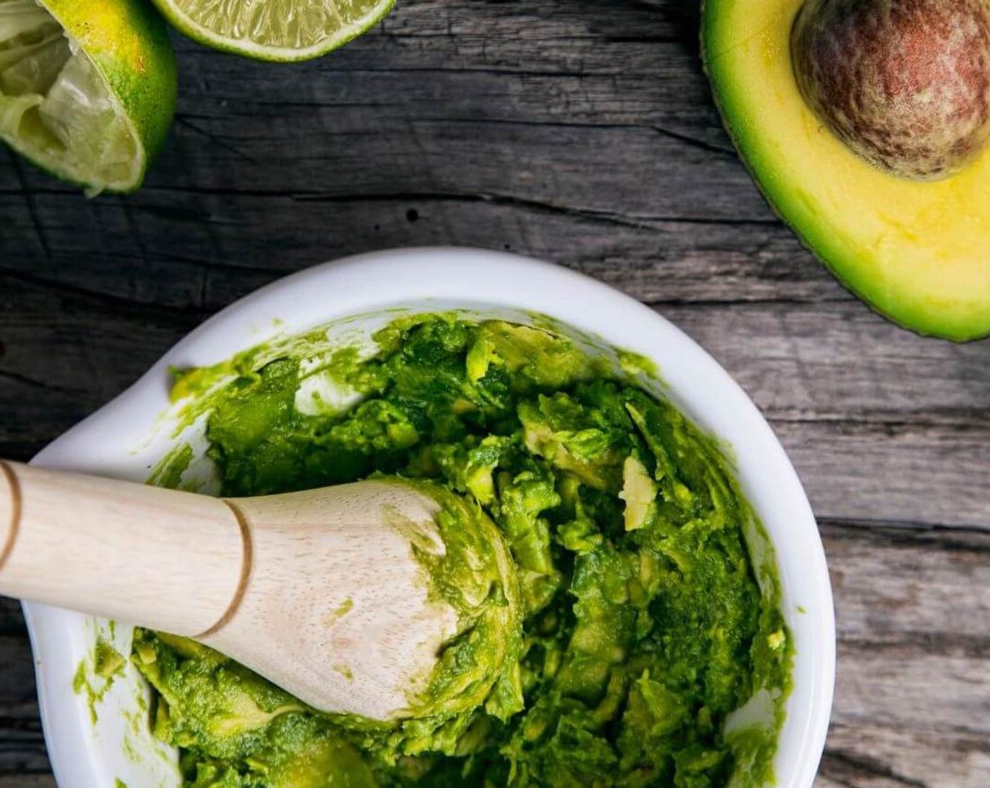 Fresh Guacamole with Cilantro + Lime