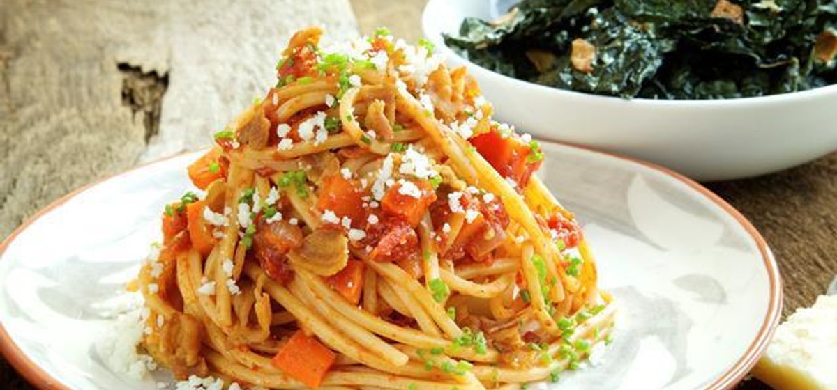 Spaghetti Chitarra with Aromatic Tomato Pancetta Recipe | SideChef
