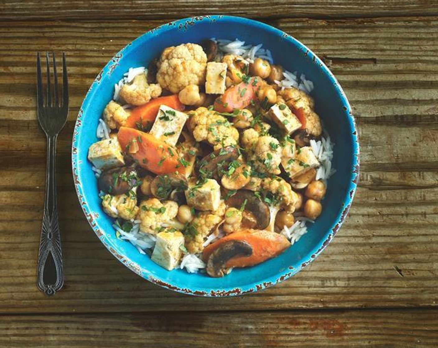 Tofu Vindaloo with Cauliflower and Mushrooms