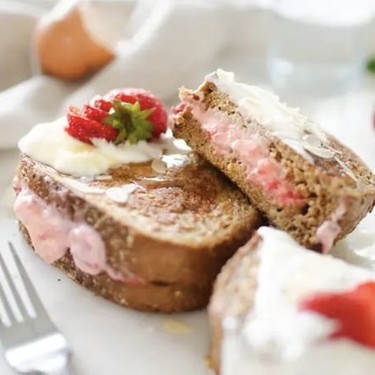 Strawberry Cheesecake Stuffed French Toast Recipe | SideChef