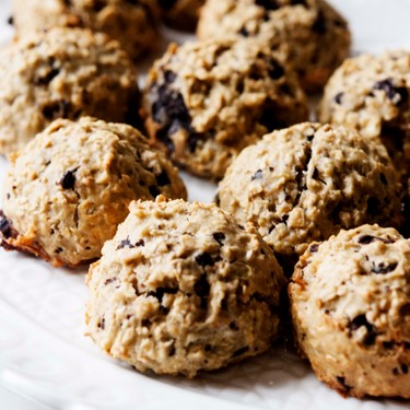 Avocado, Oats, and Chocolate Chip Cookies Recipe | SideChef