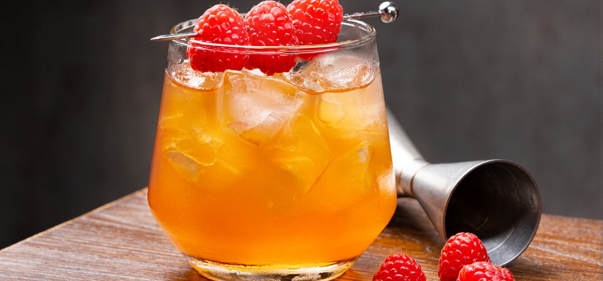 Earl Grey Raspberry Bourbon Cocktail Recipe | SideChef