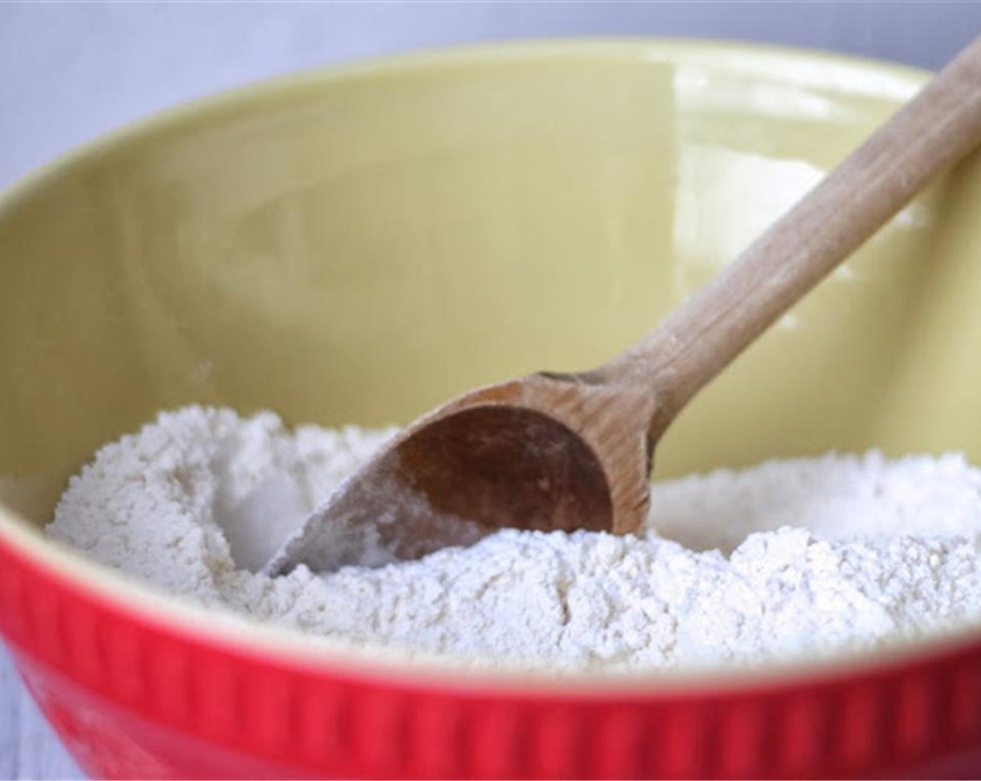 step 2 Mix the dry ingredients including All-Purpose Flour (375 g), Baking Soda (1/4 tsp), Baking Powder (1 1/3 Tbsp) and Salt (2 pinches) together.