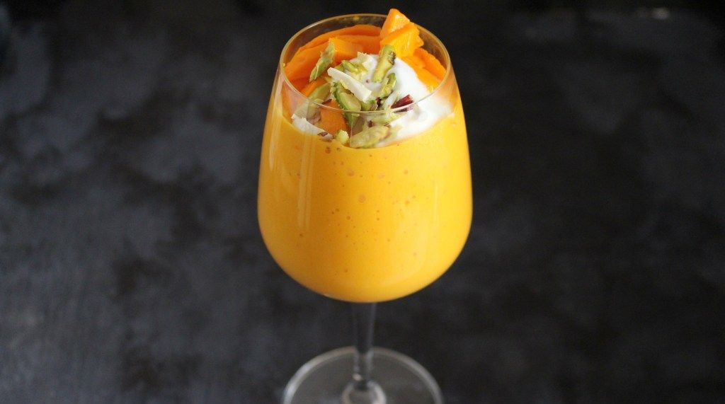 Mango Mastani Mango Milkshake