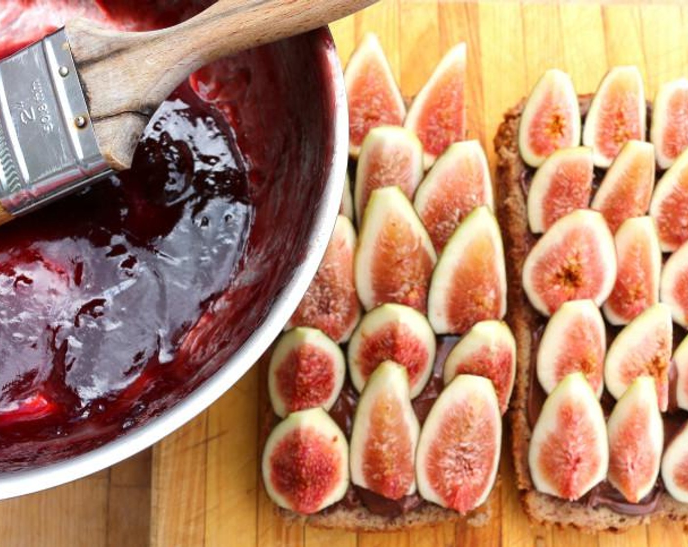 step 5 Melt Raspberry Jam (115 g), brush the figs evenly.