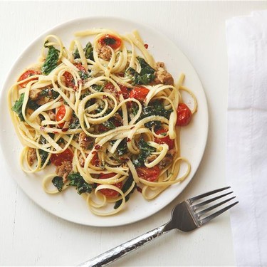 Linguine with Braised Kale, Garlic, and Sausage Recipe | SideChef