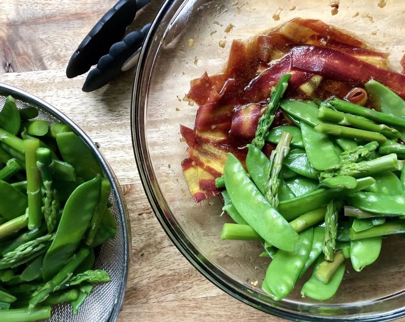 step 4 Remove vegetables with a slotted spoon to a colander and rinse immediately with cold water until cool. Add snow peas and asparagus to the carrot mixture.