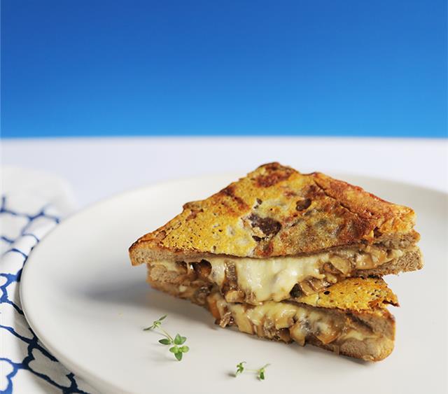 Emmental & Caramelized Onion Grilled Cheese Recipe SideChef