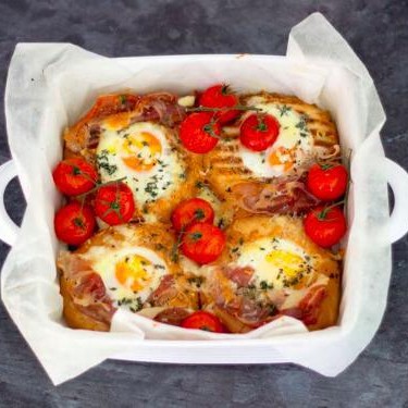 Tomato and Parma Ham Breakfast Egg Bake Recipe | SideChef