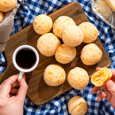 Brazilian Cheese Bread (Pao de Queijo) Recipe | SideChef