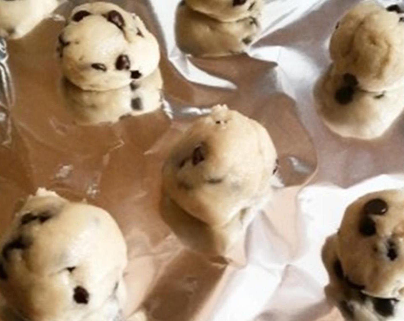 step 2 Roll cookie dough into 1 inch balls.