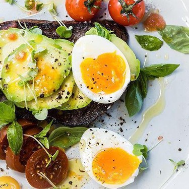 Soft Steamed Eggs with Heirloom Tomatoes and Avocado Recipe | SideChef