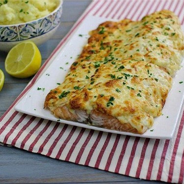 Cheesy Onion Crusted Baked Salmon Recipe | SideChef