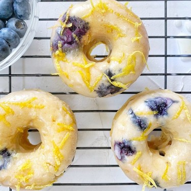 Vegan Blueberry Lemon Donuts Recipe | SideChef