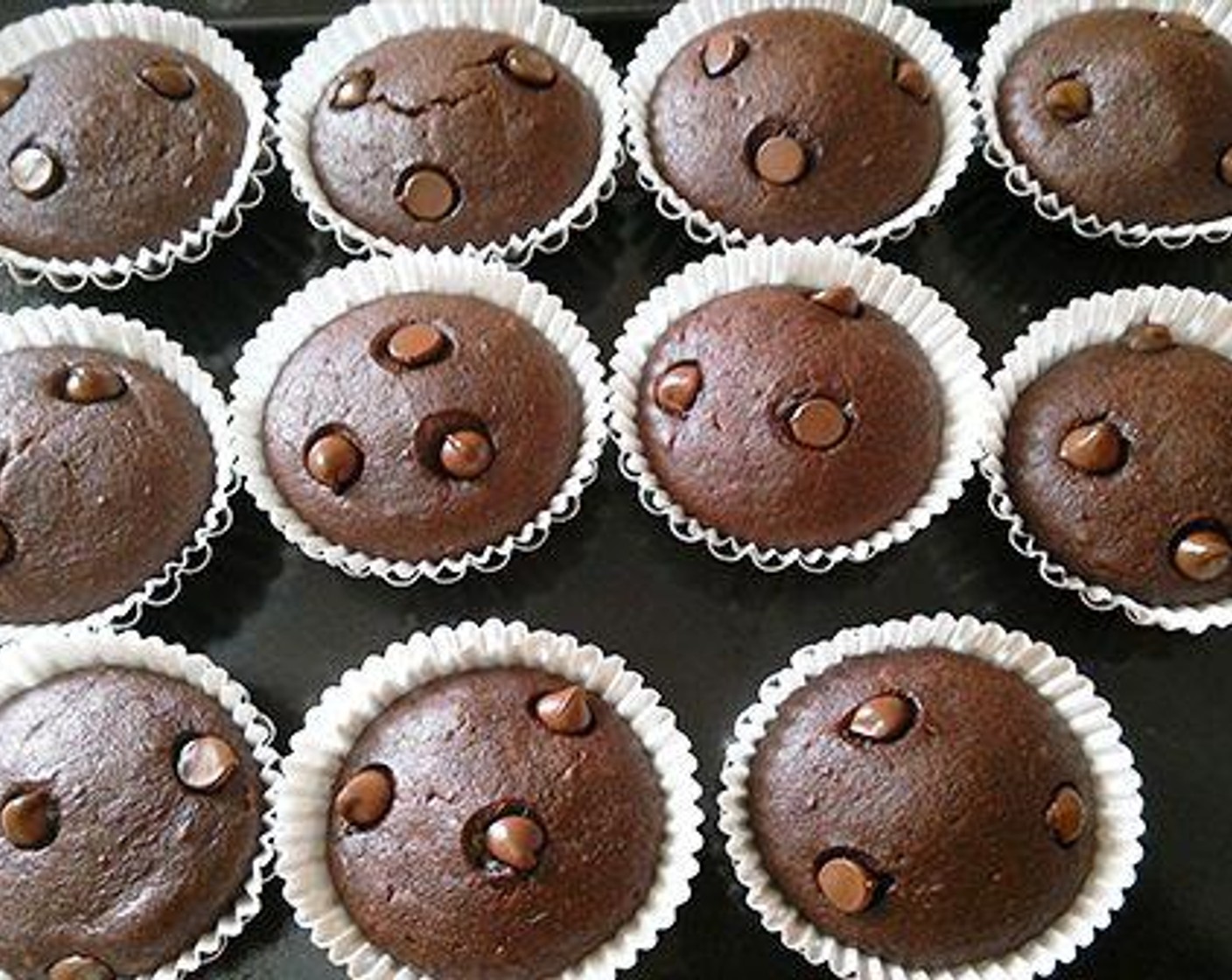 Eggless Banana Chocolate Cup Cakes