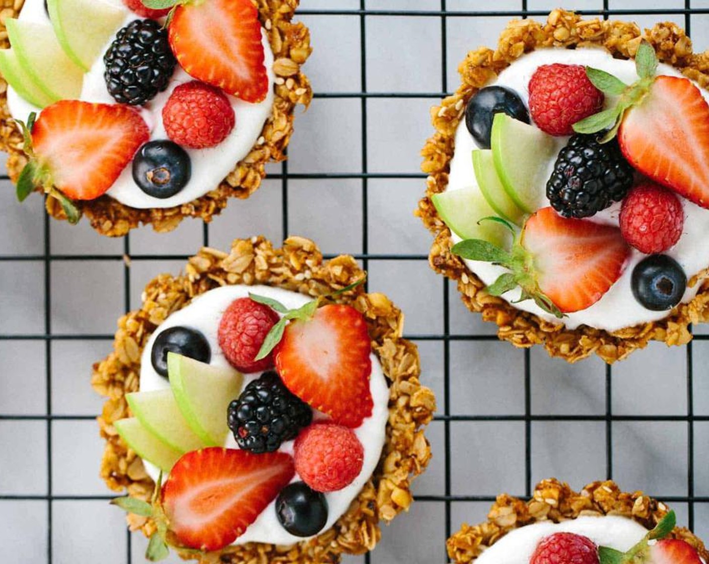 Breakfast Granola Fruit Tart with Yogurt