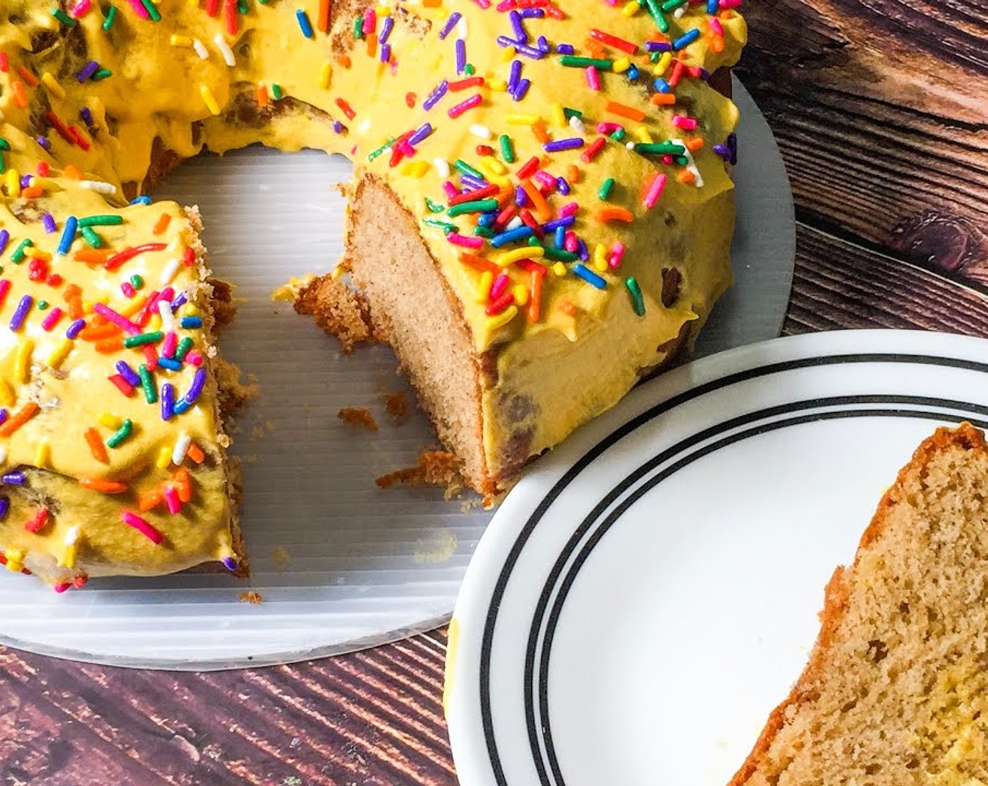 Brown Sugar and Cinnamon Pound Cake