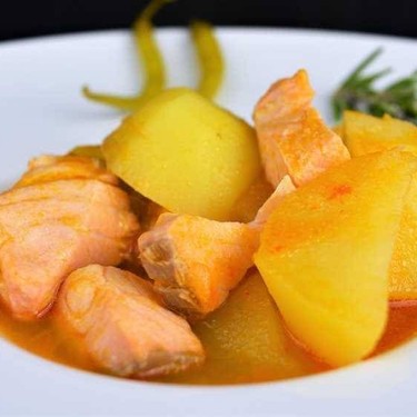 Salmon Marmitako (Salmon Stew) Recipe | SideChef