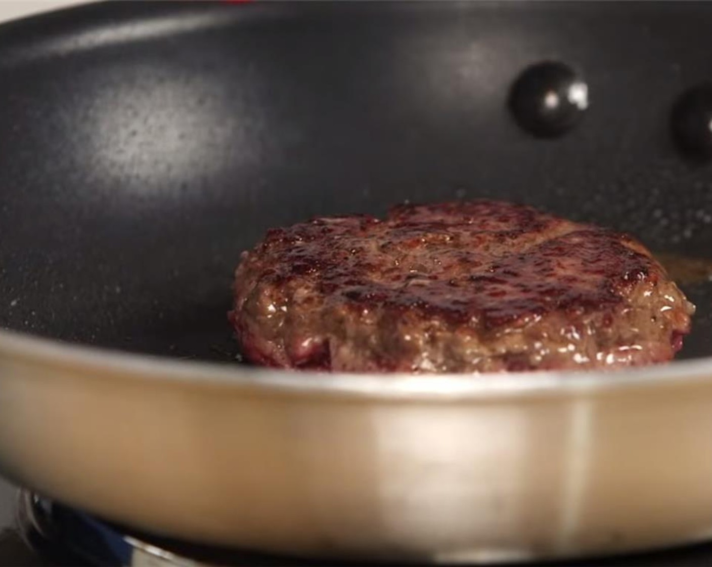 step 6 Season the Beef Patty (1) with Soy Sauce (to taste), Salt (to taste), Ground Black Pepper (to taste), and Sesame Oil (as needed). Wipe out the skillet, and cook the burger over medium-high heat until medium-rare, or to your preferred degree of doneness.