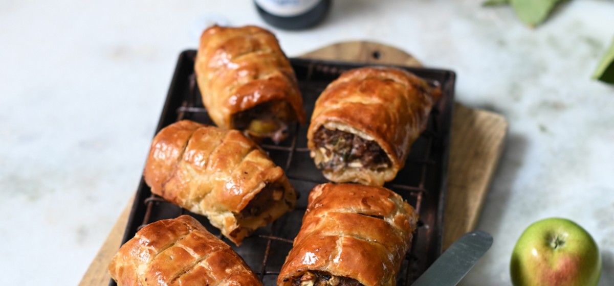Apple and Leek Sausage Rolls Recipe SideChef