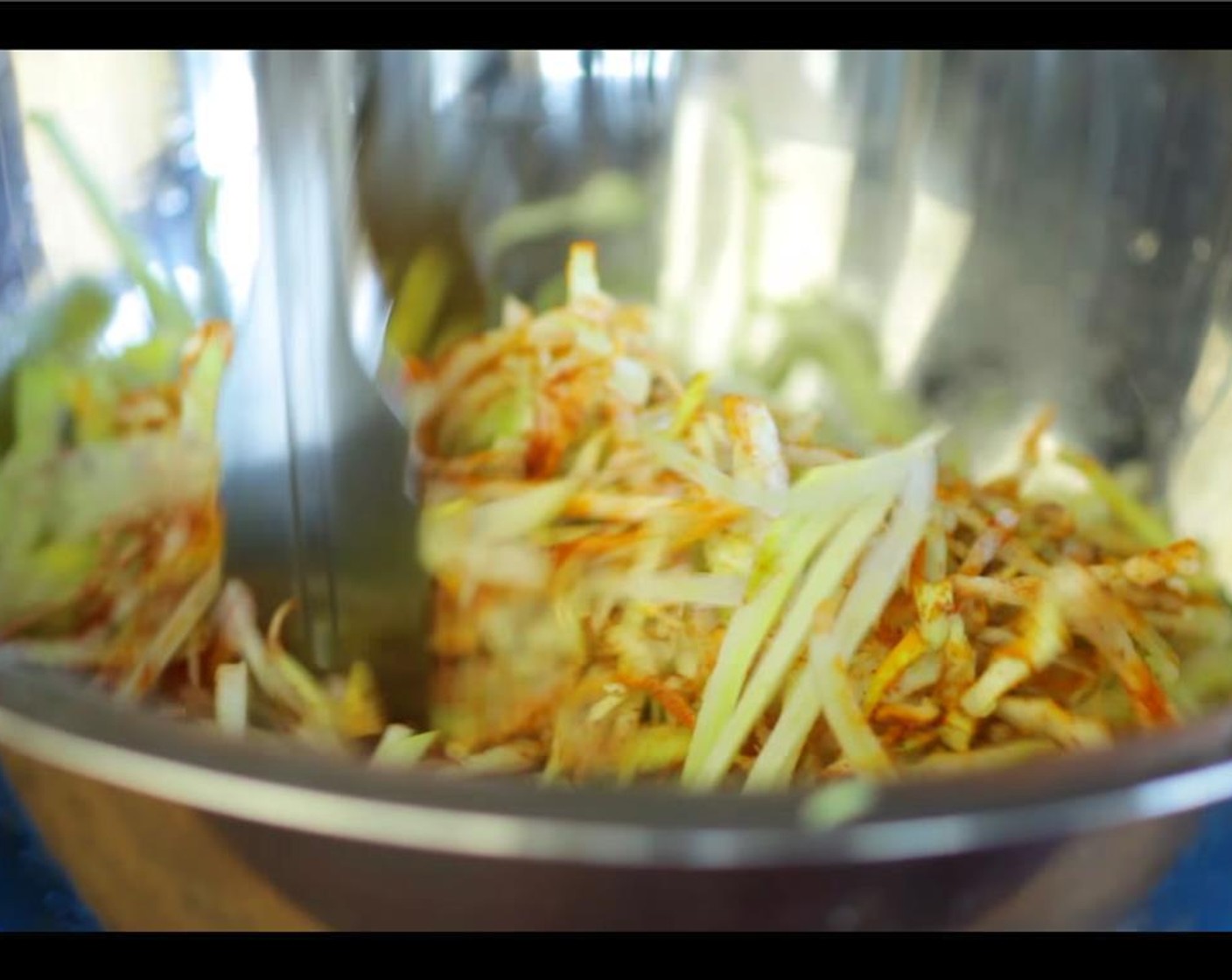 step 5 Thinly slice Fennel Bulbs (2 Tbsp) and mix in with other ingredients well. Add Scallions (2 stalks) and Fresh Ginger (2 Tbsp).