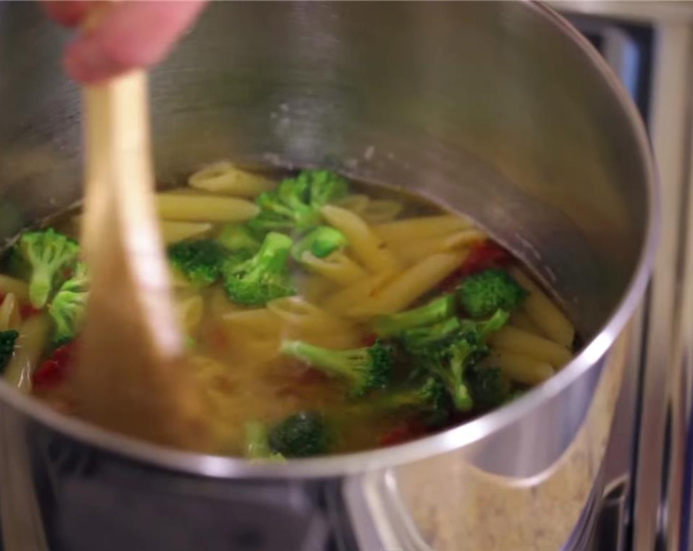 step 6 Add the chopped Broccoli Florets (1 cup) and Sun-Dried Tomatoes (1/3 cup) to the pot. Continue cooking for another minute. Remove from heat and drain in a strainer.