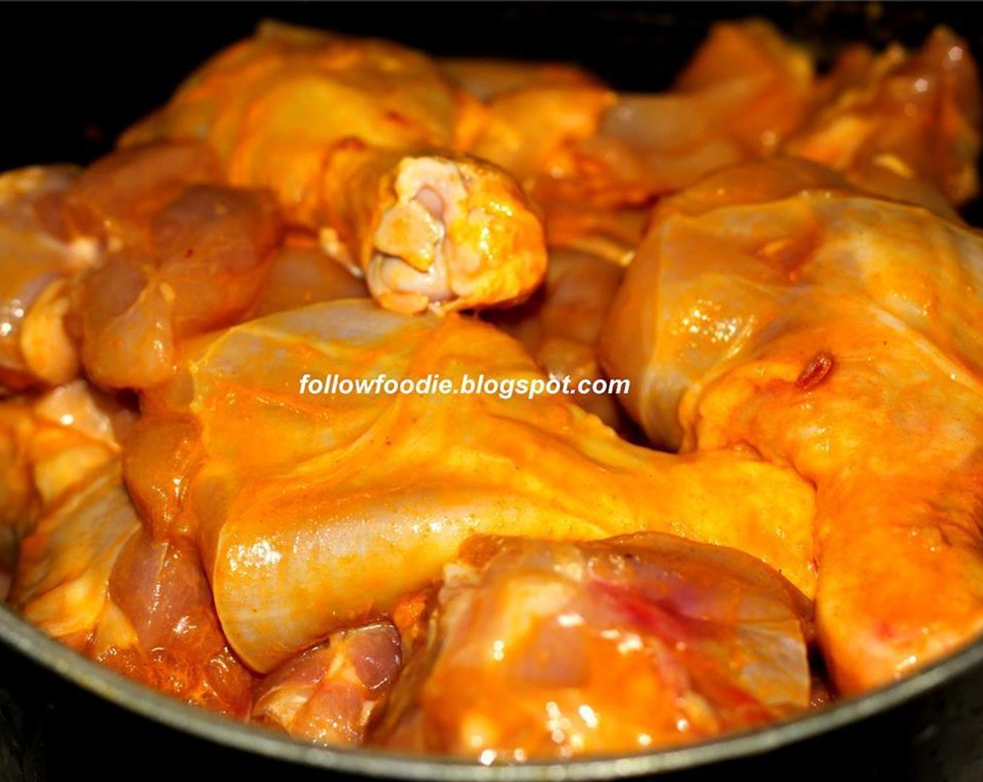 step 3 Rub the chicken pieces with half of the Ground Turmeric (2 tsp)  and set aside for 30 minutes.