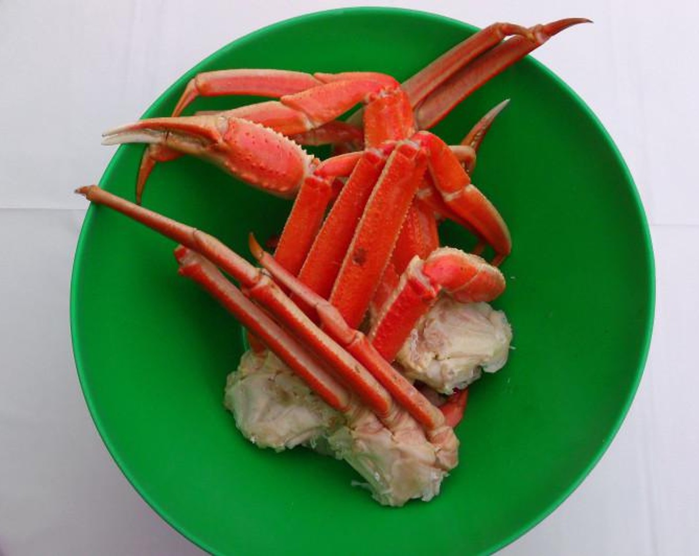 step 1 For 1 portion, remove meat from Snow Crab Legs (1 lb), reserve 2 opened claws and 2 opened leg joints.