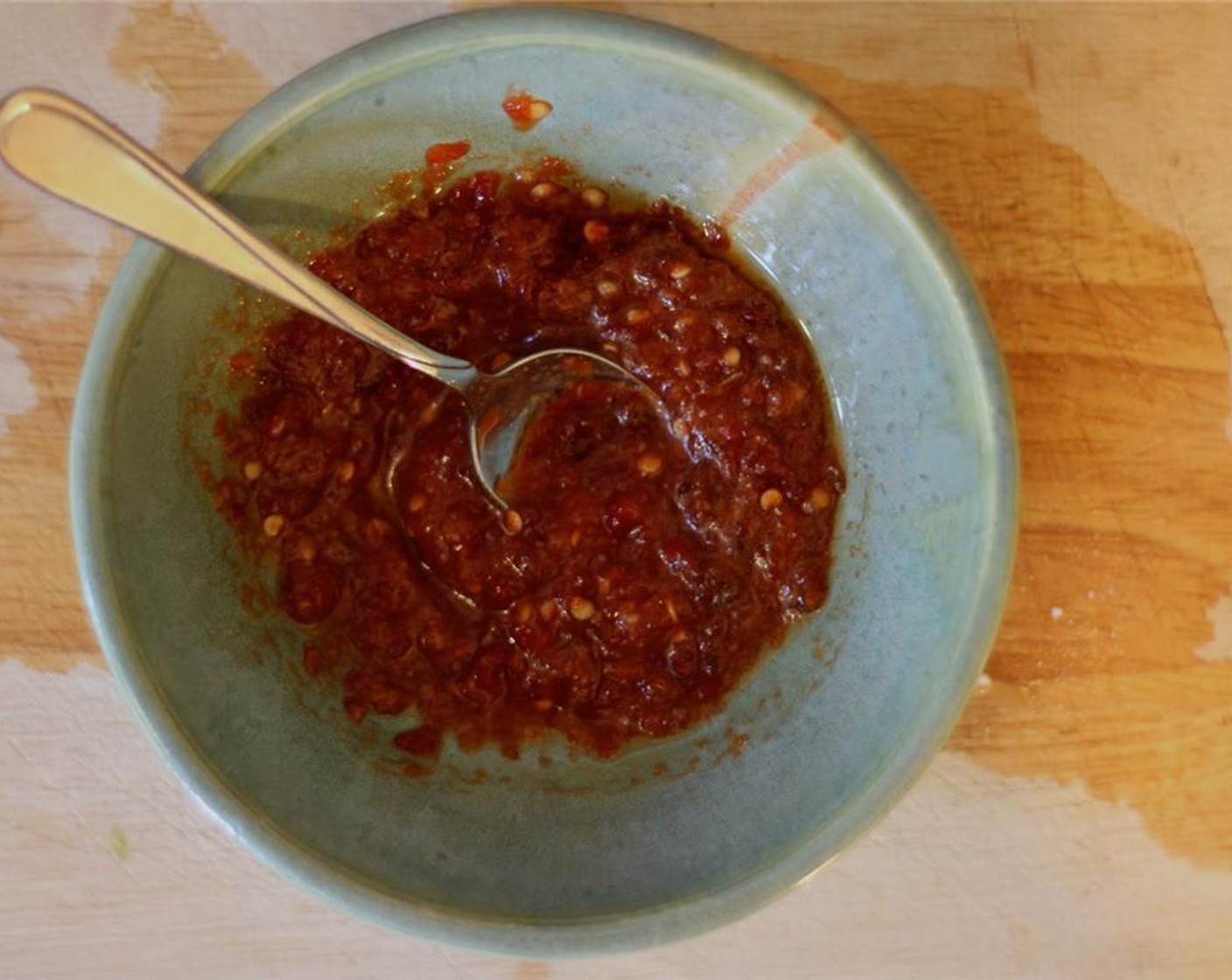 step 5 Mix together Sriracha (2 Tbsp), Fresh Ginger (1 Tbsp), Low-Sodium Soy Sauce (1/2 Tbsp) and Sesame Oil (1/2 Tbsp) to form a paste.