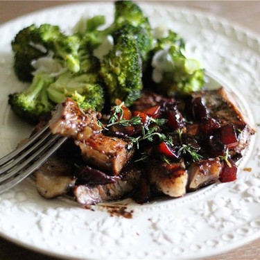 Balsamic Tomato Steak & Parmesan-Roasted Broccoli Recipe | SideChef