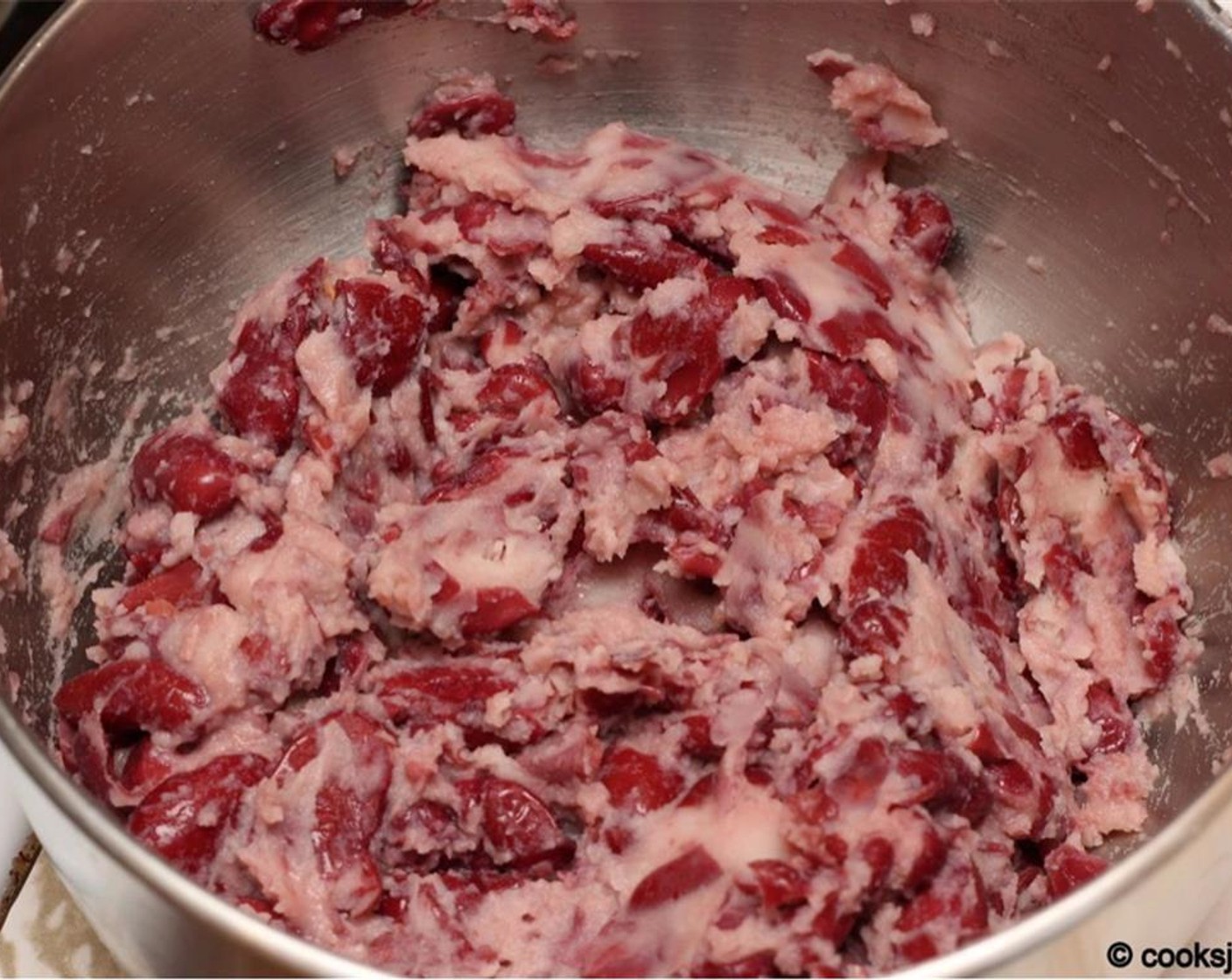 step 1 Coarsely mash the Red Kidney Beans (1 1/2 cups) and set aside.