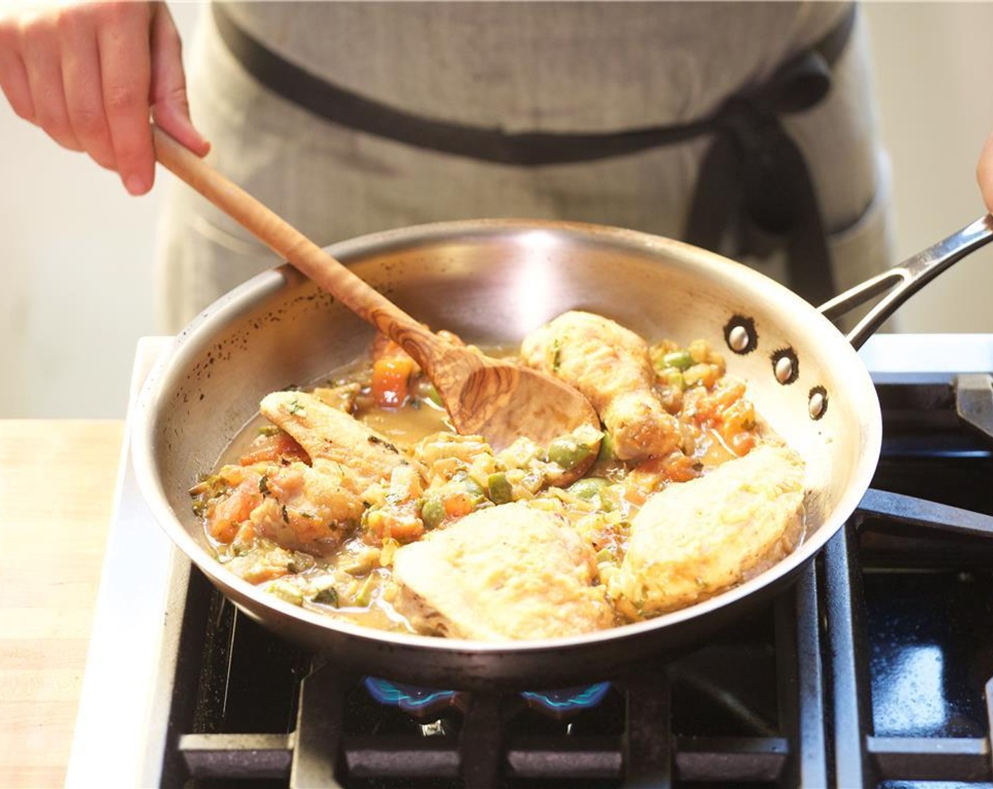 step 19 Deglaze with White Cooking Wine (1 cup) and reduce until a quarter of the liquid remains.