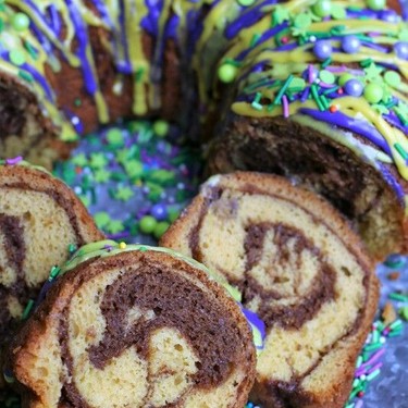 Cinnamon Swirl King Cake Recipe | SideChef
