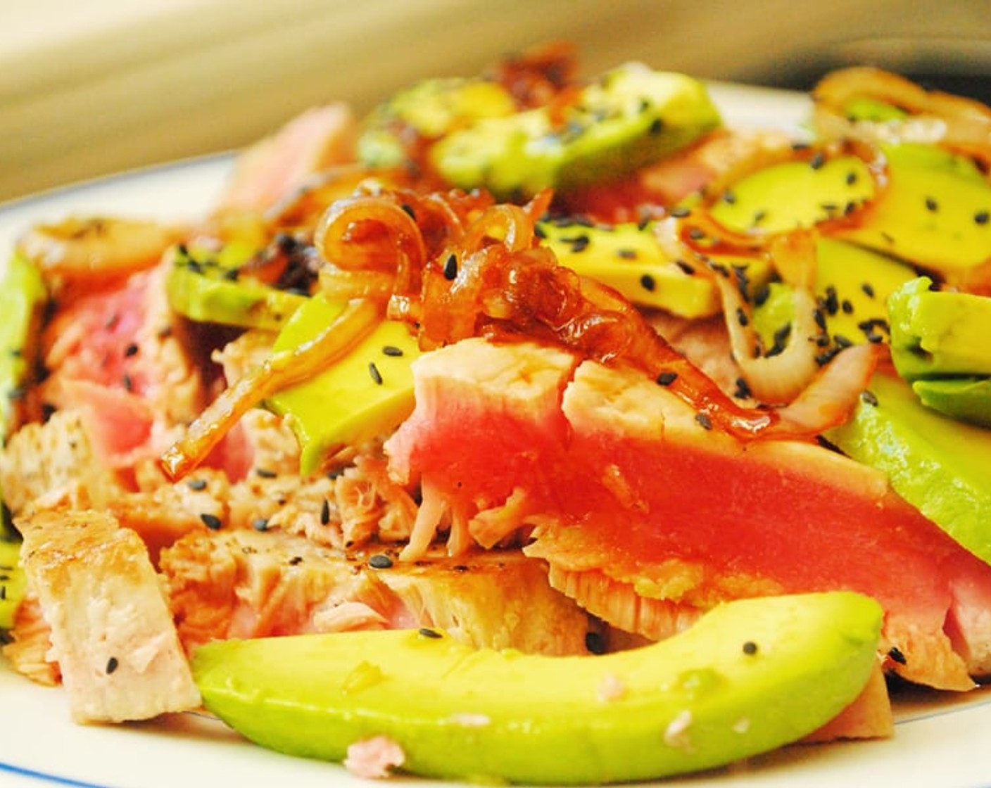 Avocado & Shallot Tuna Steaks